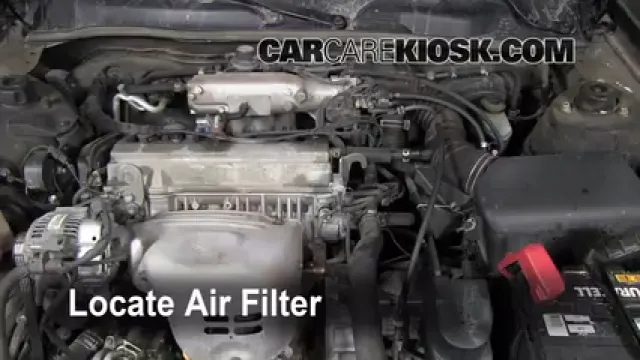 2000 Toyota Camry CE 2.2L 4 Cyl. Filtre à air (moteur) Changement
